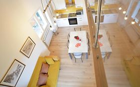 Porta Romana New Apartment Free Parking
